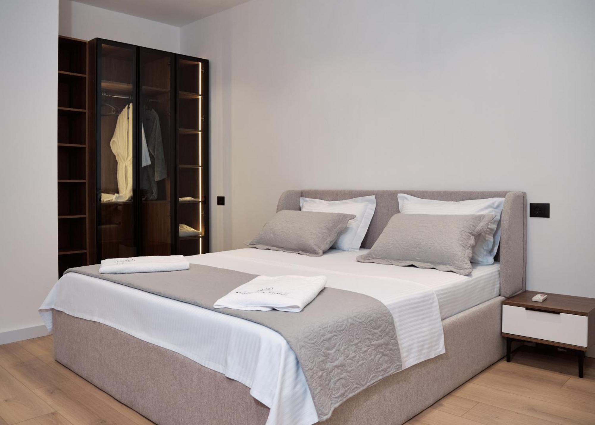 Montflux Hotel Boks Szoba fotó