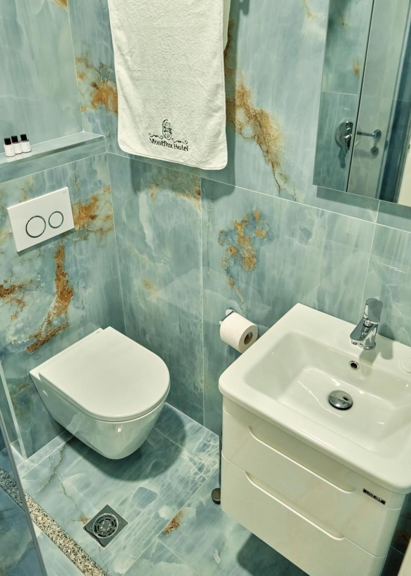 Montflux Hotel Boks Kültér fotó